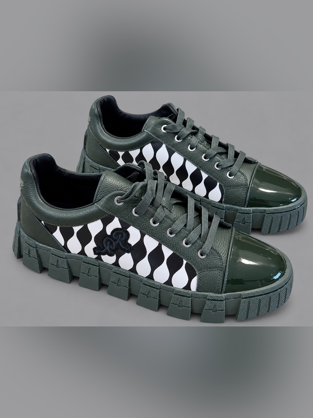Richardson / RXCHARDSXN “Olive Knight” platform sneakers